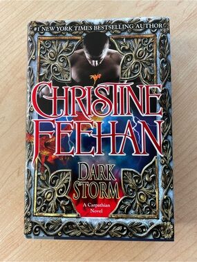 4/$20📚Christine Feehan "Dark Storm" Hardcover